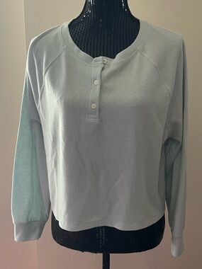 Victoria’s Secret Mint Green Waffle Crop Sleep Top. Size Medium